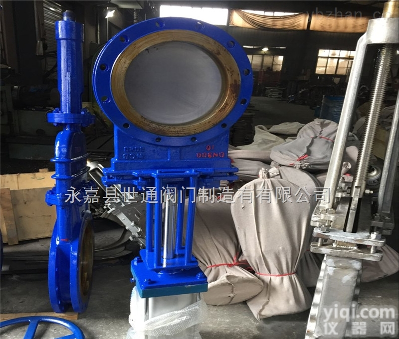 PZ673H-10C  硬密封气动刀闸阀DN300刀型闸阀<em>铸钢</em><em>灰渣</em>阀