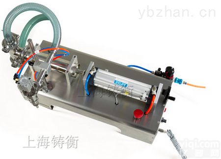 <em>灌装机</em>  小型<em>半自动</em><em>灌装机</em>