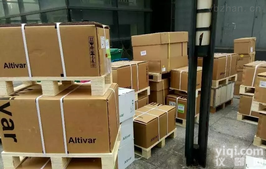 XBTZ9681  <em>常州施耐德</em>电工电气一级代理XBTZ9681原装触摸屏