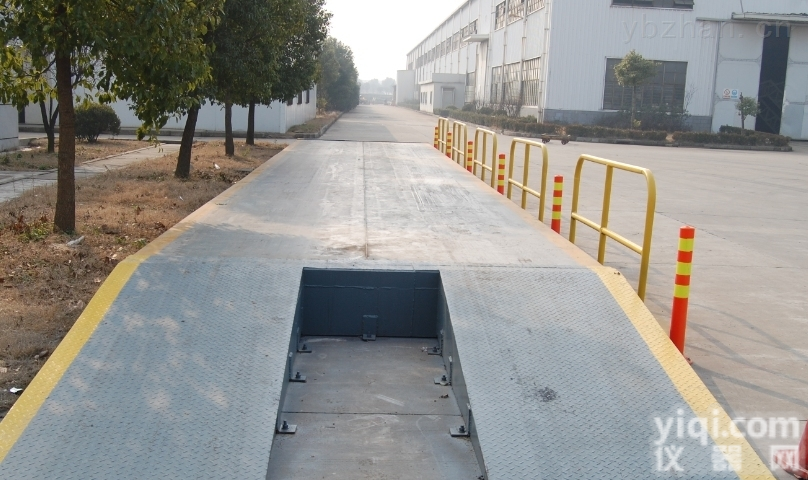 带<em>打印</em>150T<em>汽车衡</em>（电子汽车<em>地磅</em>）