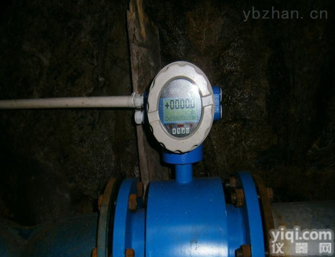 耐酸DN50<em>四氟</em>型<em>电磁</em><em>流量计</em>