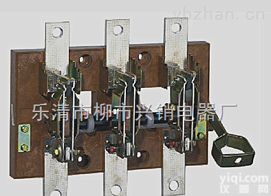 HS12-<em>400</em>/41<em>开启式</em><em>刀开关</em>