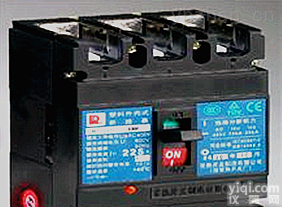 JZM10-630/3340<em>塑壳</em>外壳式<em>断路器</em>