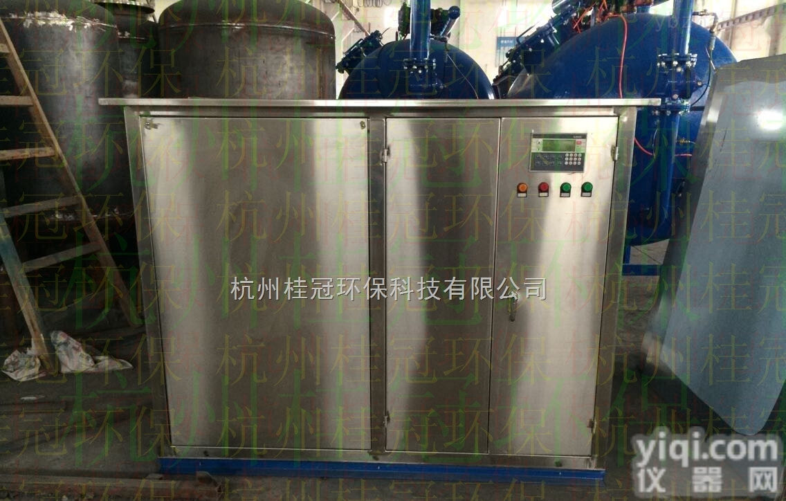 HGLNQ  <em>管道式</em><em>冷凝器</em>在线<em>清洗设备</em>