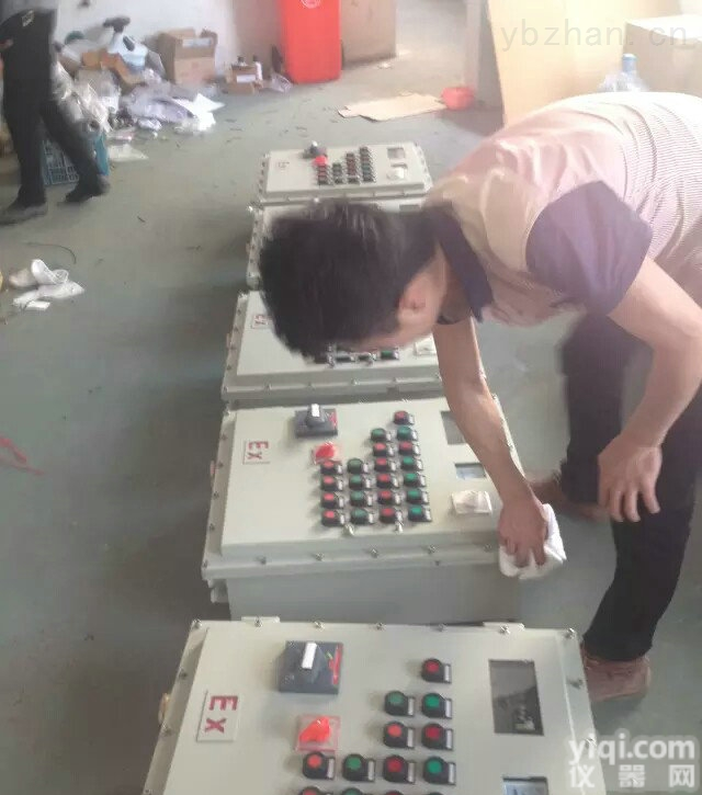 海南防爆吊车<em>翻斗车</em><em>控制箱</em>