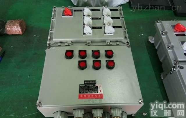 <em>粉碎机</em>防爆<em>不锈钢</em>控制箱