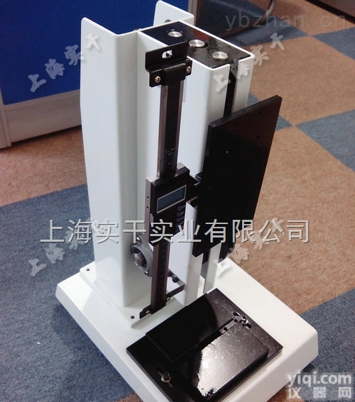 <em>手动</em><em>立式</em>侧摇<em>测试</em>台  <em>手动</em><em>立式</em>侧摇拉力<em>测试</em>台