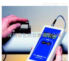 SERIES UFX <em>手持式</em>超声 流量计  电池供电，非接触式，管道测量 流速测量
