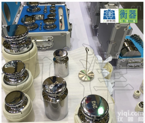 100N秤砣<em>砝码</em>200N带勾<em>砝码</em>300N<em>圆饼</em>形生产厂